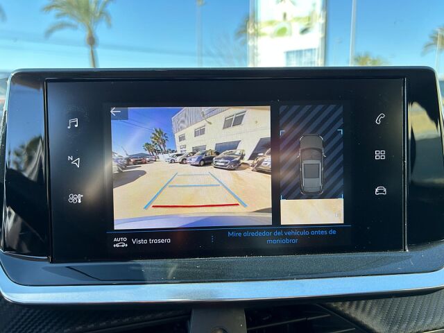 PEUGEOT 2008 ALLURE 1.2 E-THP AUTO SPANISH LHD IN SPAIN 39000 MILES SUPERB 2020